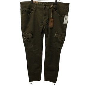 Antique Rivet Skinny Cargo Style is Bailey, Wash Army Green NWT Size 34